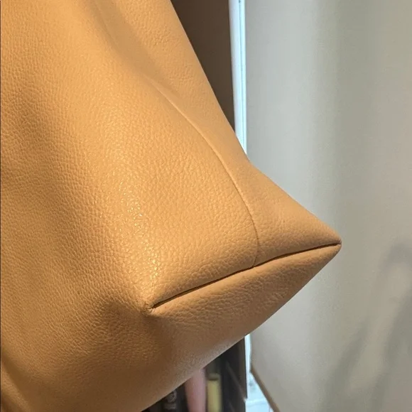 BAGGU Cream Hobo Shoulder Bag - Picture 3 of 4